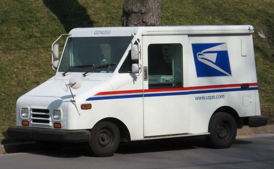 USPS-Mail-Truck.jpg